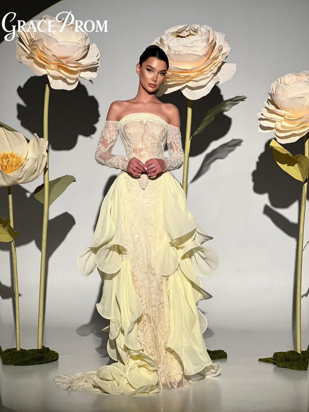Изысканное вечернее платье-рус – обзор и цена Embroidery Yellow Dress